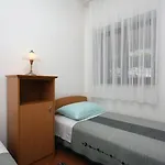 Vantacici 427d شقة *